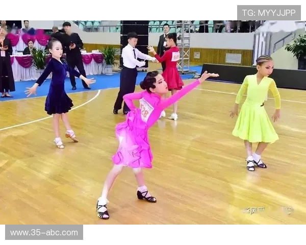 4vs国际女子赛事盛况回顾与未来发展展望分析