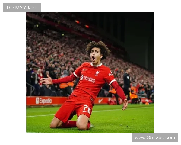 拉什福德：从青训新星到英超巨星的奋斗历程与荣耀时刻