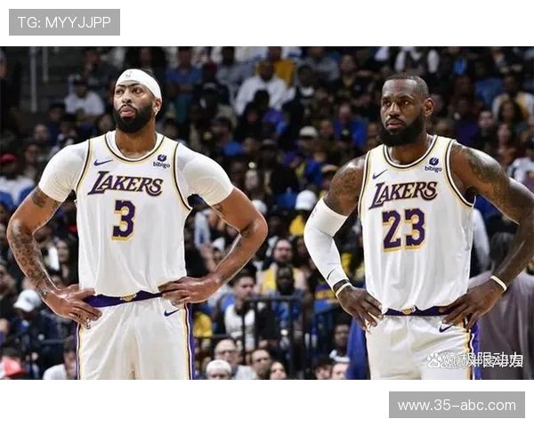 火箭与湖人季后赛第四场对决精彩回顾与分析