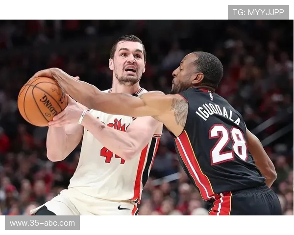 热火与开拓者今日对决谁能在激烈比赛中笑到最后