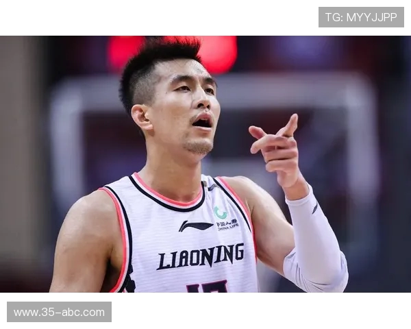 郭艾伦带领中国男篮再创辉煌展现篮球精神与团队力量的完美结合